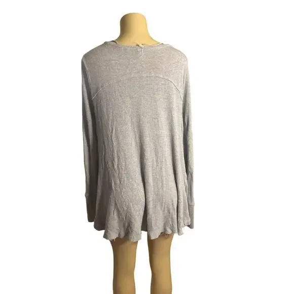Wmen L We The Free People Scoop Neck Malibu Gray Waffle Tee Shirt Top Long Slv - Picture 4 of 6